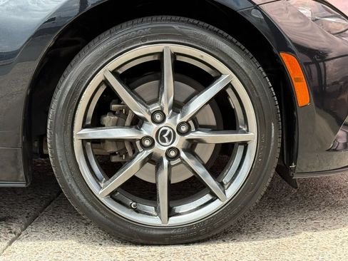 Used 2018 MAZDA MX-5 Miata Grand Touring RWD image 30