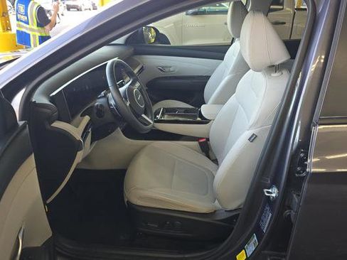 Used 2025 Hyundai Tucson SEL image 5