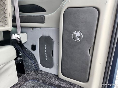 Used 2024 Chevrolet Express 2500 w/ Driver Convenience Package image 26