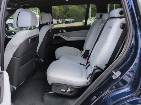 New 2027 BMW X7 xDrive40i w/ M Sport Package AWD/4WD image 14