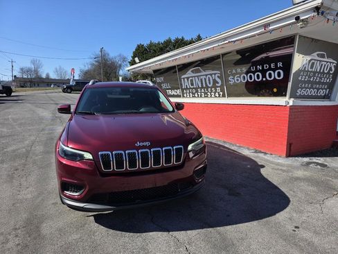 Used 2020 Jeep Cherokee Latitude image 1
