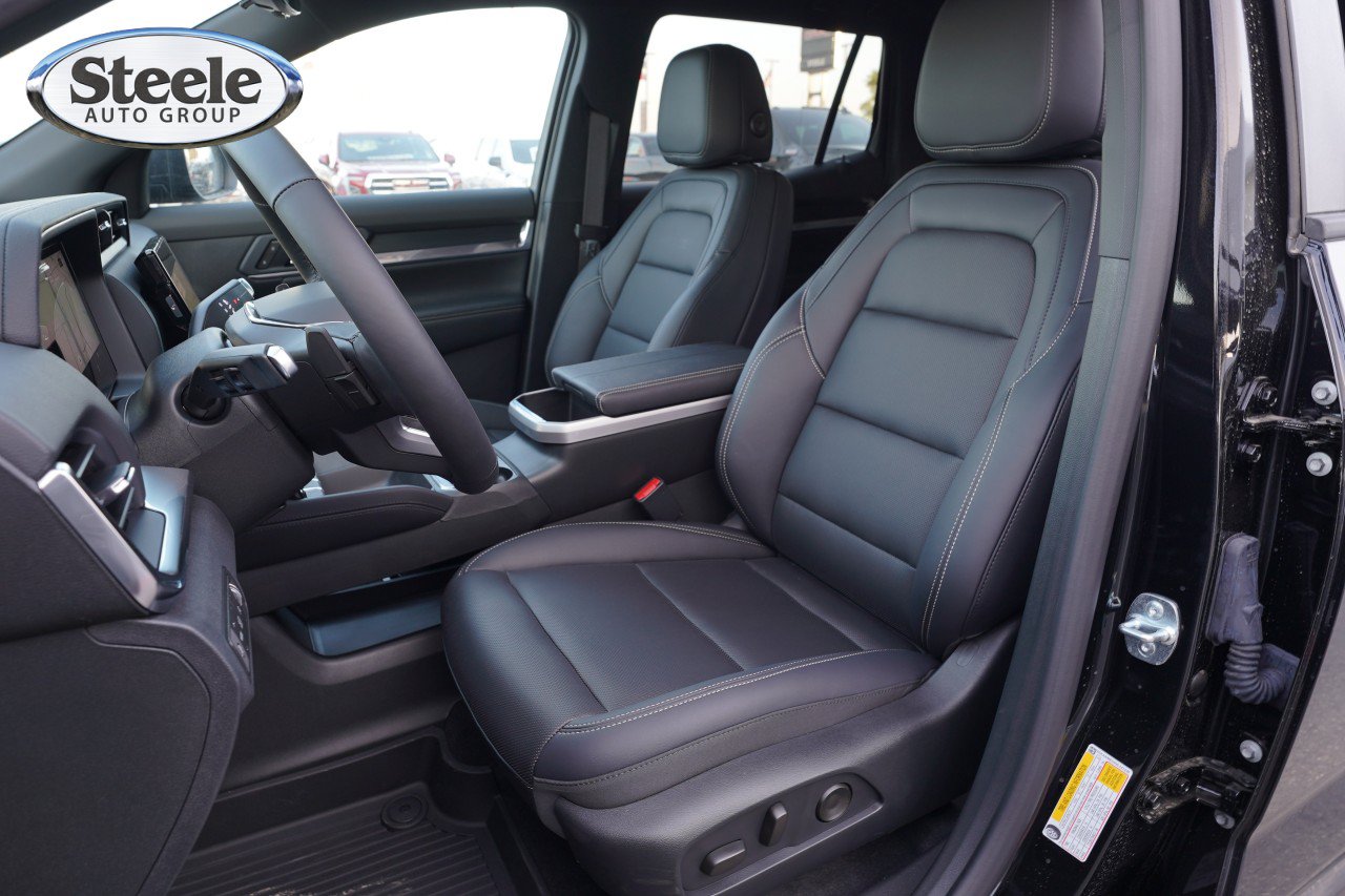 New 2027 GMC Terrain Elevation w/ Elevation Premium Package FWD image 17