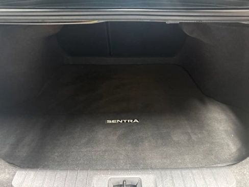 Used 2024 Nissan Sentra SV FWD image 18
