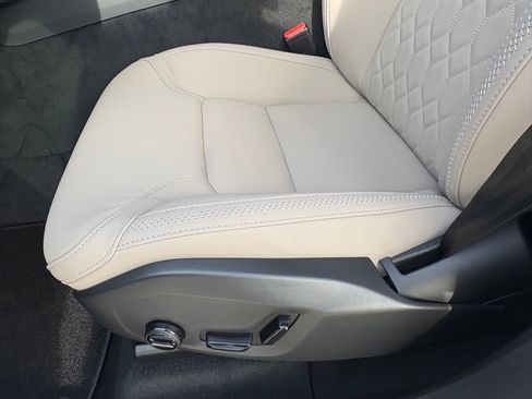 New 2026 Volvo XC60 B5 Plus w/ Protection Package Premier image 15