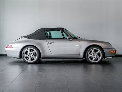 Used 1997 Porsche 911 Carrera image 8