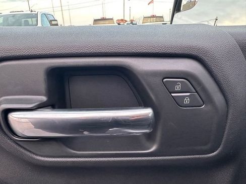 Certified 2025 Chevrolet Silverado 1500 W/T w/ WT Value Package image 21