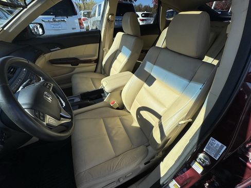 Used 2012 Honda Crosstour EX-L image 14