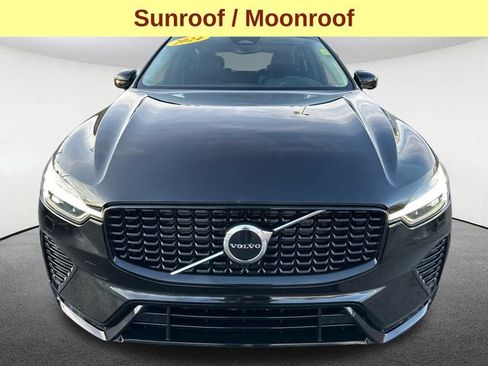 Used 2024 Volvo XC60 B5 Core AWD/4WD image 4