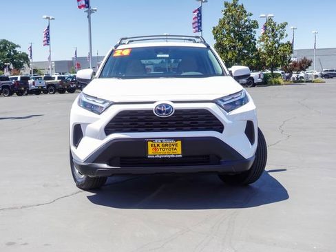 Certified 2024 Toyota RAV4 LE AWD/4WD image 3