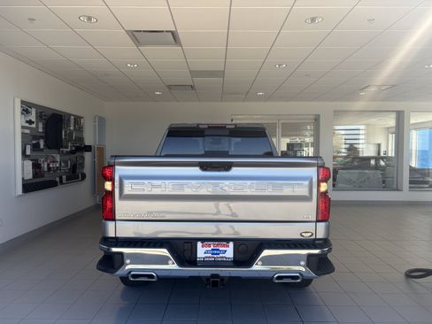 New 2026 Chevrolet Silverado 1500 LT w/ Z71 Off-Road Package AWD/4WD image 8