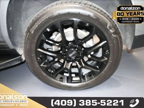 Used 2023 GMC Yukon SLT RWD image 14