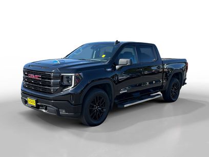 Used 2025 GMC Sierra 1500 Elevation