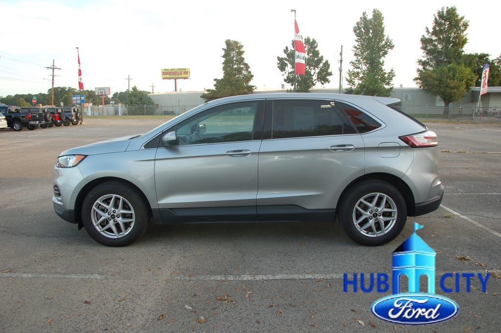 Used 2024 Ford Edge SEL AWD/4WD image 2