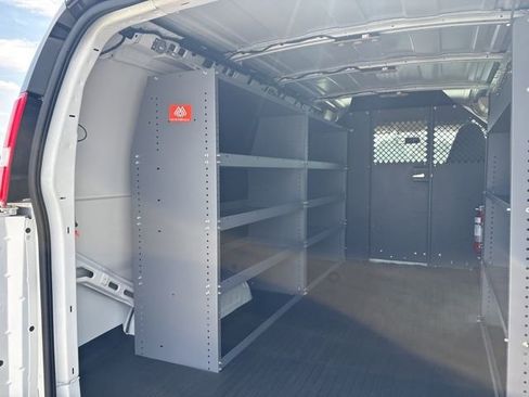 New 2026 Chevrolet Express 2500 w/ Driver Convenience Package image 25