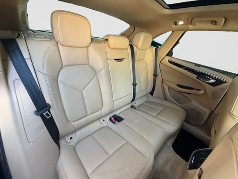Used 2017 Porsche Macan S AWD/4WD image 18