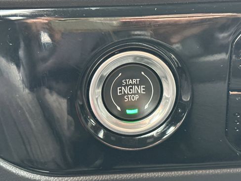 Certified 2024 GMC Sierra 1500 Elevation w/ LPO, Elevation Black Package image 28