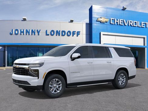 New 2026 Chevrolet Suburban LS w/ Max Trailering Package image 2