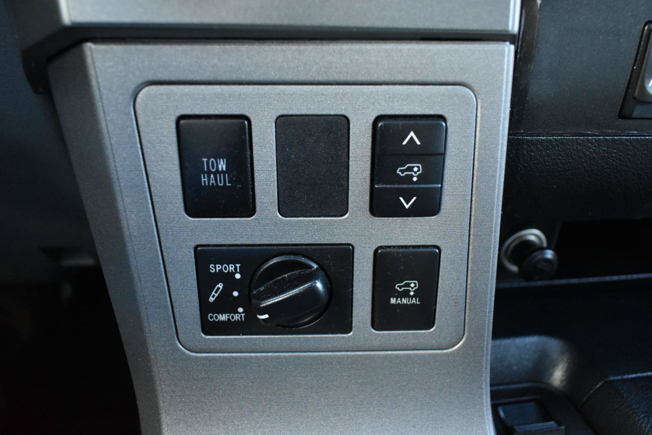 Used 2014 Toyota Sequoia Platinum RWD image 24