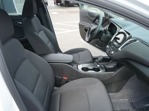 Used 2022 Chevrolet Malibu LS w/ LPO, Floor Liner Package FWD image 20