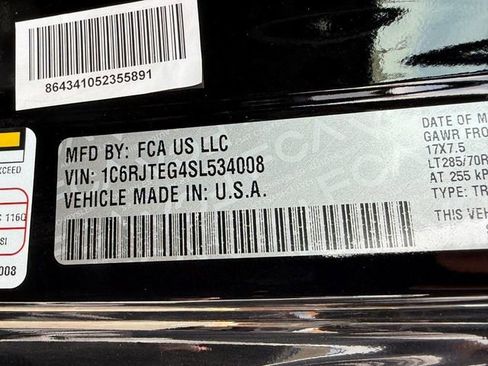 New 2025 Jeep Gladiator Mojave w/ Safety Group image 28