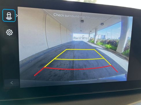 Used 2025 Hyundai Santa Fe SEL image 25