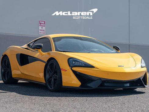 Used 2017 McLaren 570S Coupe RWD image 9
