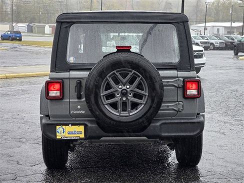 Used 2021 Jeep Wrangler Unlimited Sport image 25