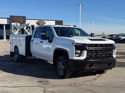 Used 2020 Chevrolet Silverado 3500 W/T w/ WT Convenience Package AWD/4WD image 1