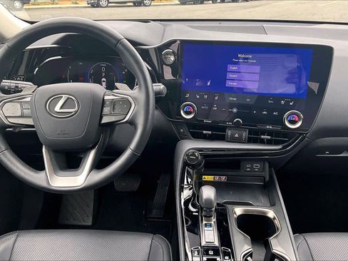 Used 2025 Lexus NX 350h AWD w/ Premium Package image 15