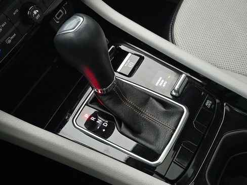 Used 2022 Jeep Compass Limited w/ Elite Group image 30