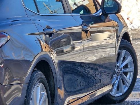 Used 2023 Toyota Camry LE image 18