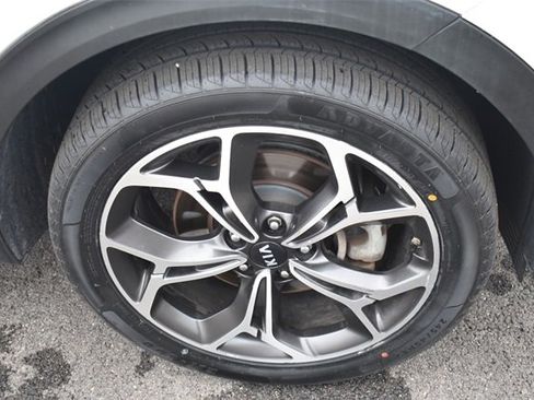 Used 2020 Kia Sportage SX image 11