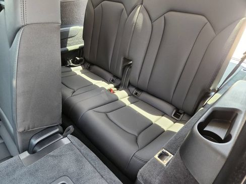 Used 2023 Audi Q7 3.0T Premium Plus AWD/4WD image 33