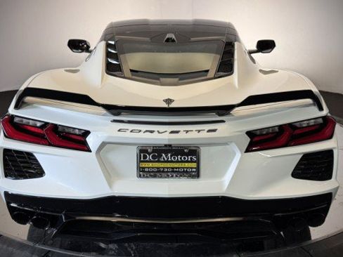 Used 2024 Chevrolet Corvette Stingray Preferred Cpe w/ Stealth Interior Trim Package image 27