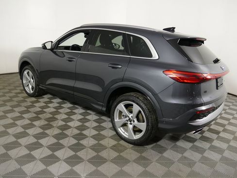 New 2025 Audi Q5 Premium Plus image 28