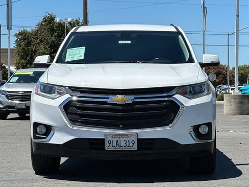 Used 2021 Chevrolet Traverse LT w/ LT Premium Package AWD/4WD image 9