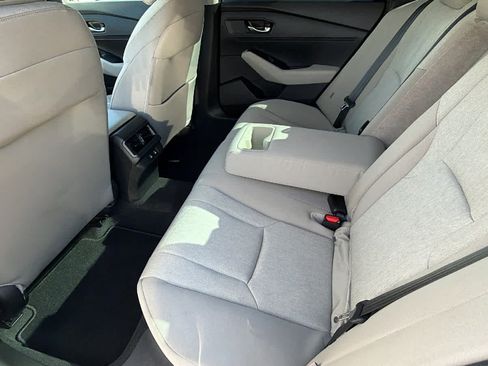 Used 2025 Honda Accord SE image 24