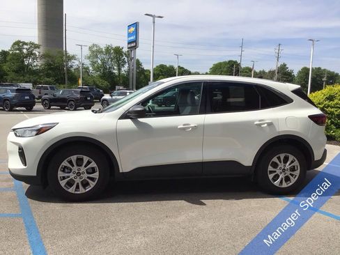 Used 2023 Ford Escape Active w/ Cold Weather Package FWD image 10