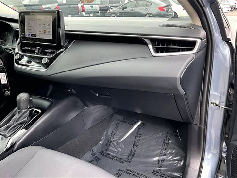 Used 2024 Toyota Corolla LE image 15