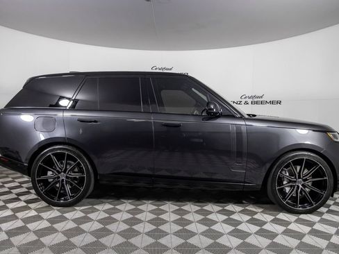 Used 2024 Land Rover Range Rover SE AWD/4WD image 11