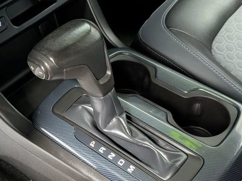 Used 2015 Chevrolet Colorado Z71 AWD/4WD image 24