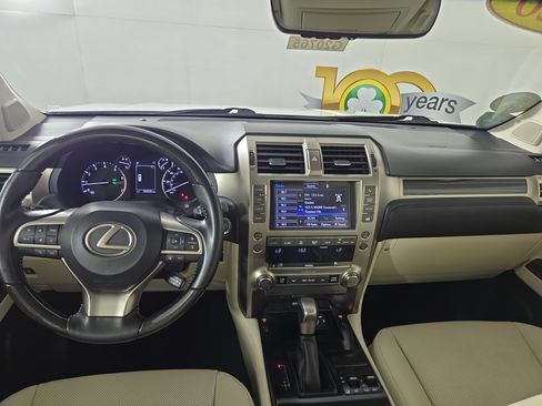 Used 2020 Lexus GX 460 Premium w/ Premium Package AWD/4WD image 14