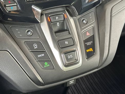 Certified 2024 Honda Odyssey EX-L image 18