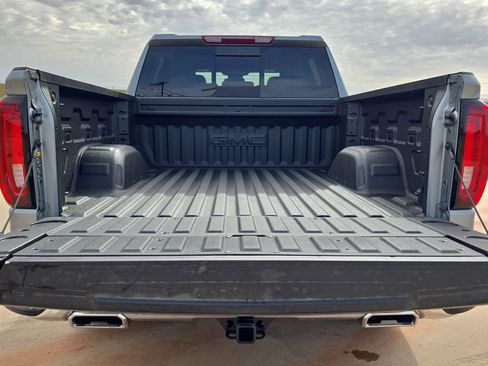 New 2026 GMC Sierra 1500 SLT w/ SLT Premium Plus Package AWD/4WD image 12
