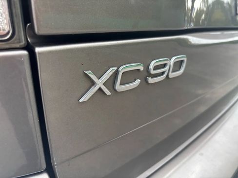 Used 2010 Volvo XC90 3.2 image 12