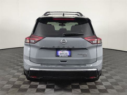New 2026 Nissan Rogue Platinum image 5