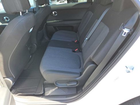Used 2024 Hyundai Ioniq 5 SE RWD image 21