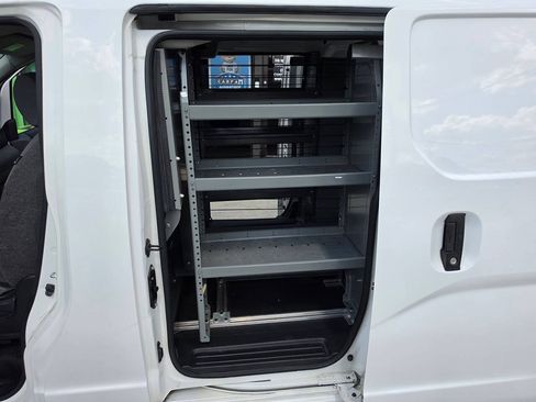 Used 2017 Nissan NV200 SV w/ Technology Package FWD image 20