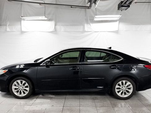 Used 2013 Lexus ES 300h image 3
