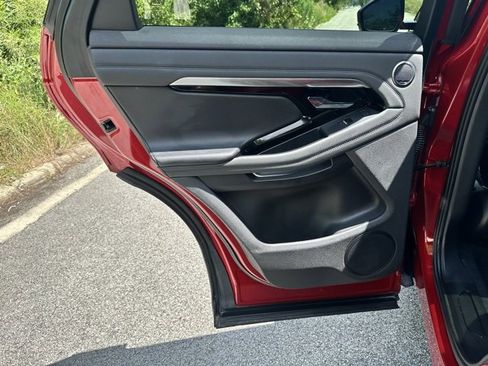Certified 2022 Land Rover Range Rover Evoque SE image 15